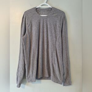 Lululemon Heathered Gray Long Sleeve Men's Shirt - L